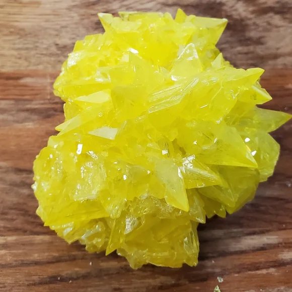 Sulfur Crystals on Matrix 0.61 lbs - Picture 15 of 17